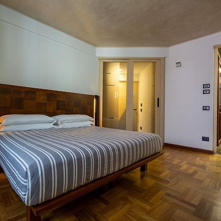 Nicchia Apartment Verona Bagian luar foto