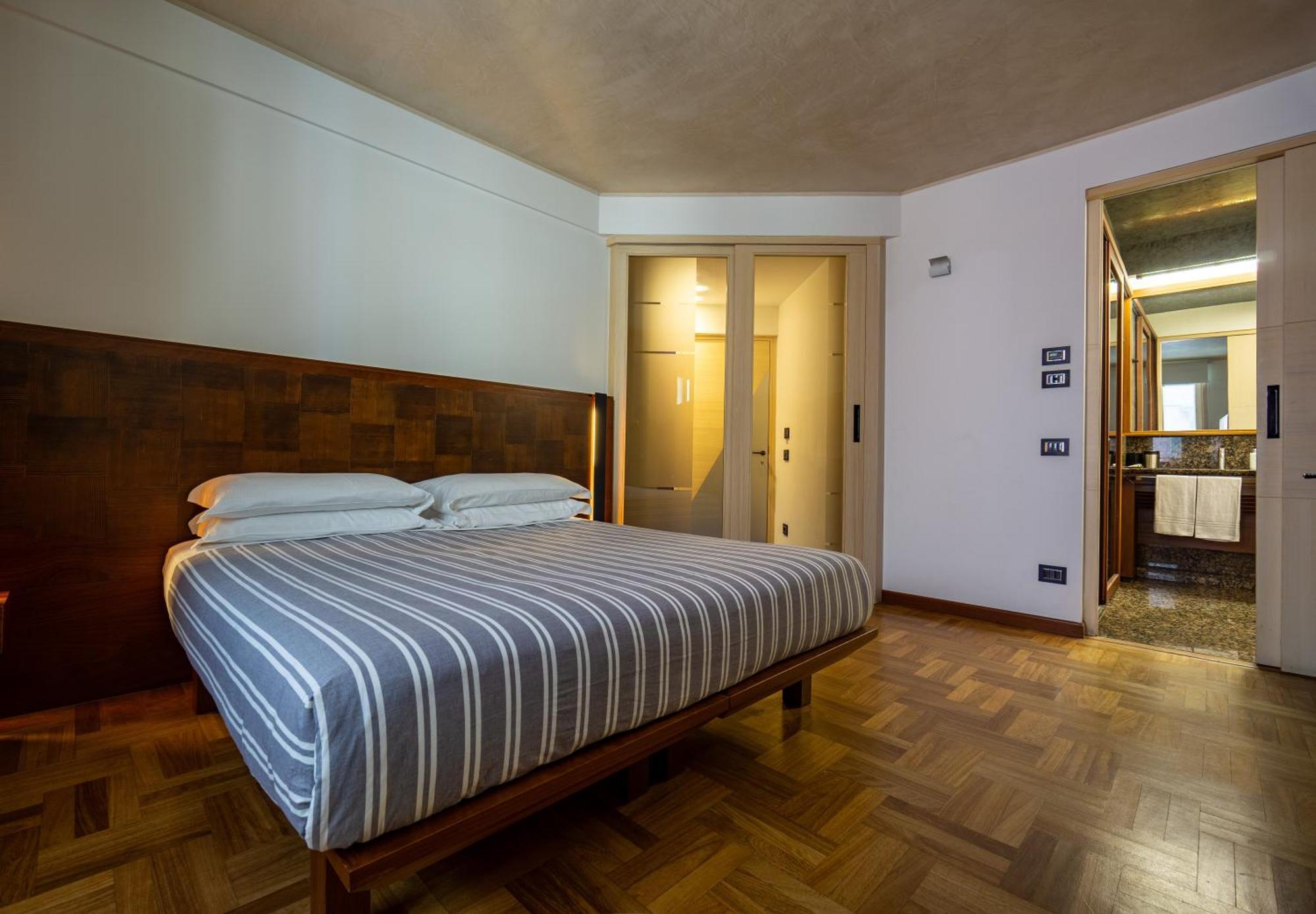 Nicchia Apartment Verona Bagian luar foto