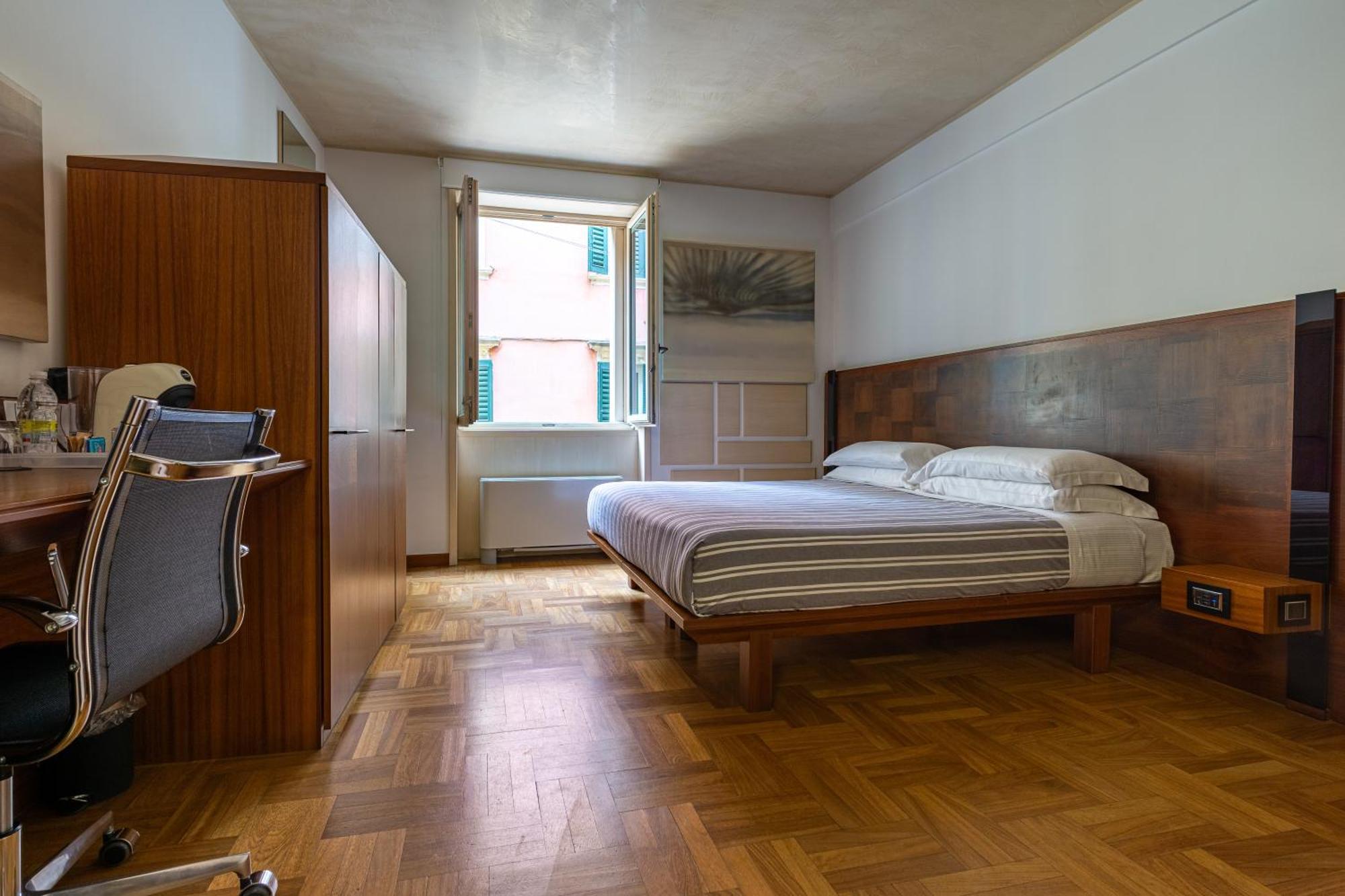 Nicchia Apartment Verona Bagian luar foto