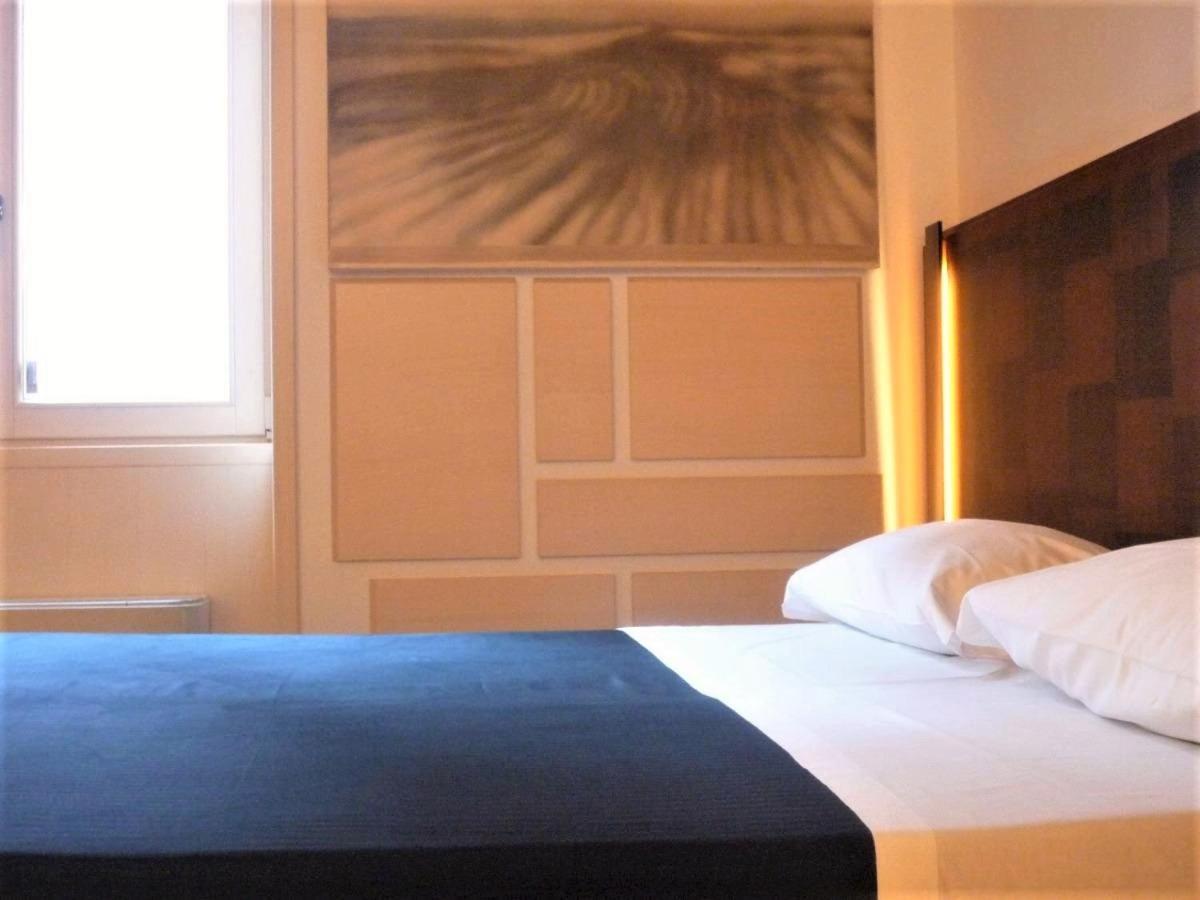 Nicchia Apartment Verona Bagian luar foto